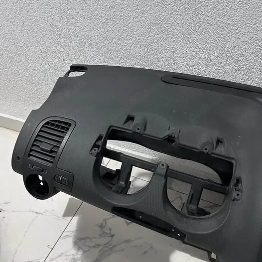 Plansa bord 250 lei VW Lupo 1998-2005.