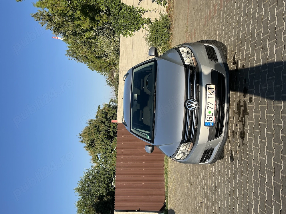 VW Tiguan 2011.                      