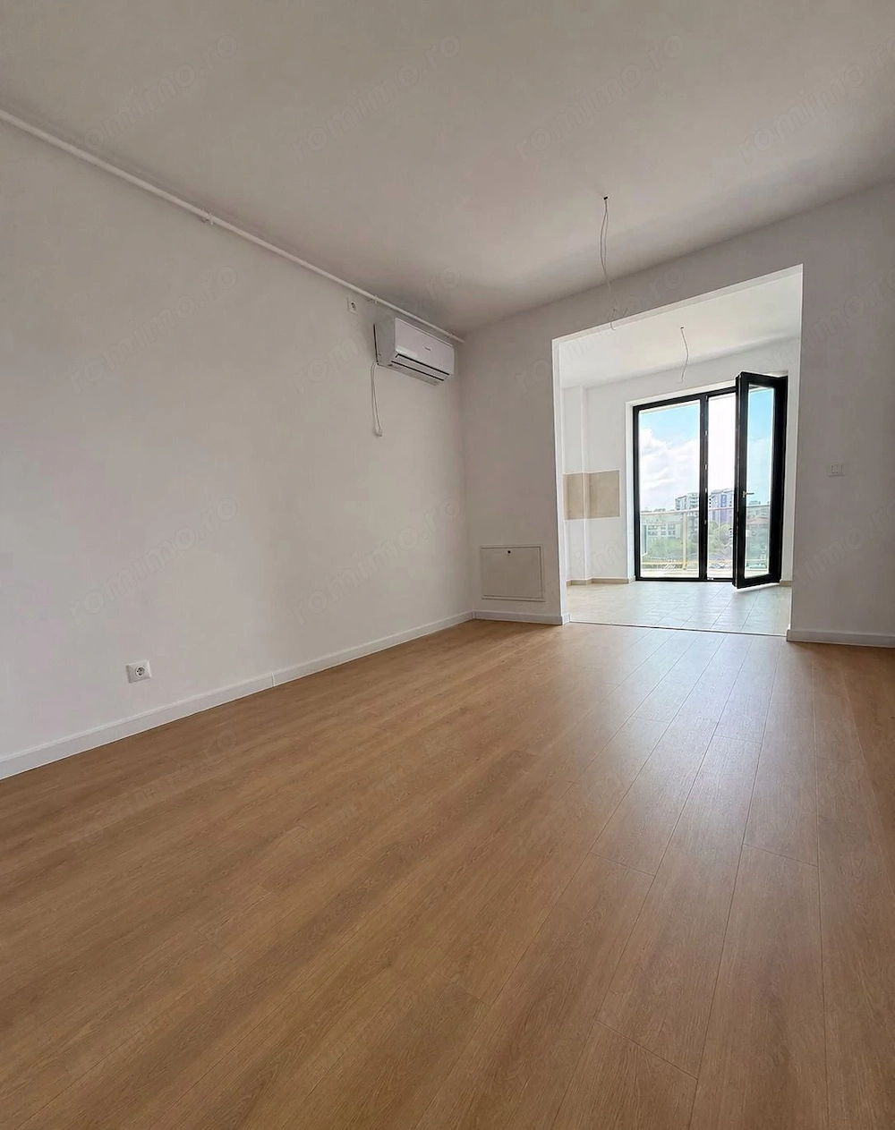 2 camere Hils Titanium, finisaje premium, centrală proprie, metrou Nicolae Teclu