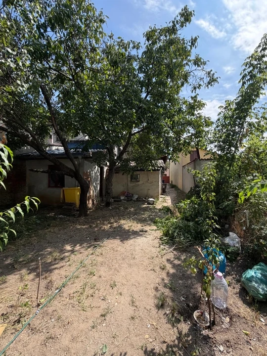 Casa de vanzare, 97 mp, teren 415 mp, zona Campia Islaz