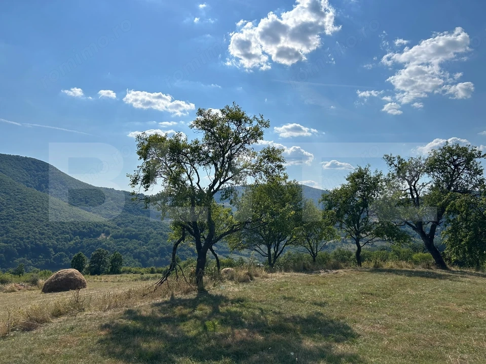 Casă de vânzare, 70 mp, zona Matacina 