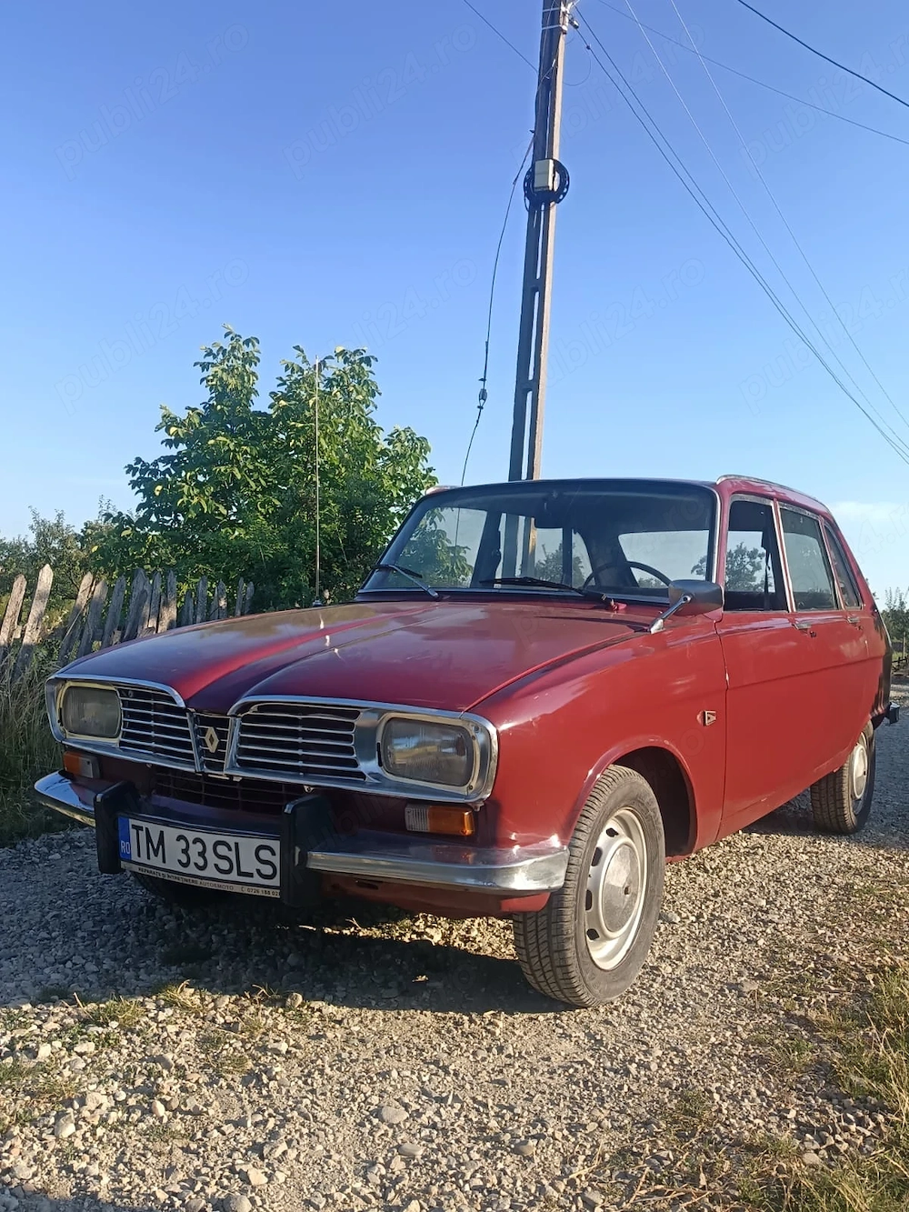 Vând Renault R16