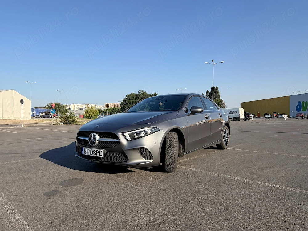 Mercedes Benz A 250e