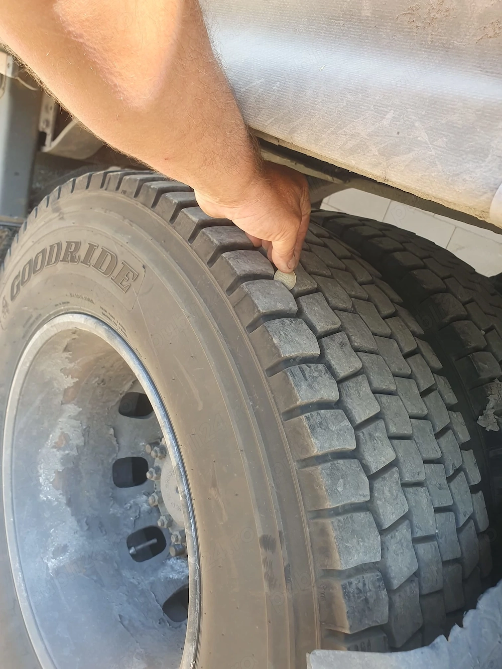Ansamblu de vanzare Renault si krone
