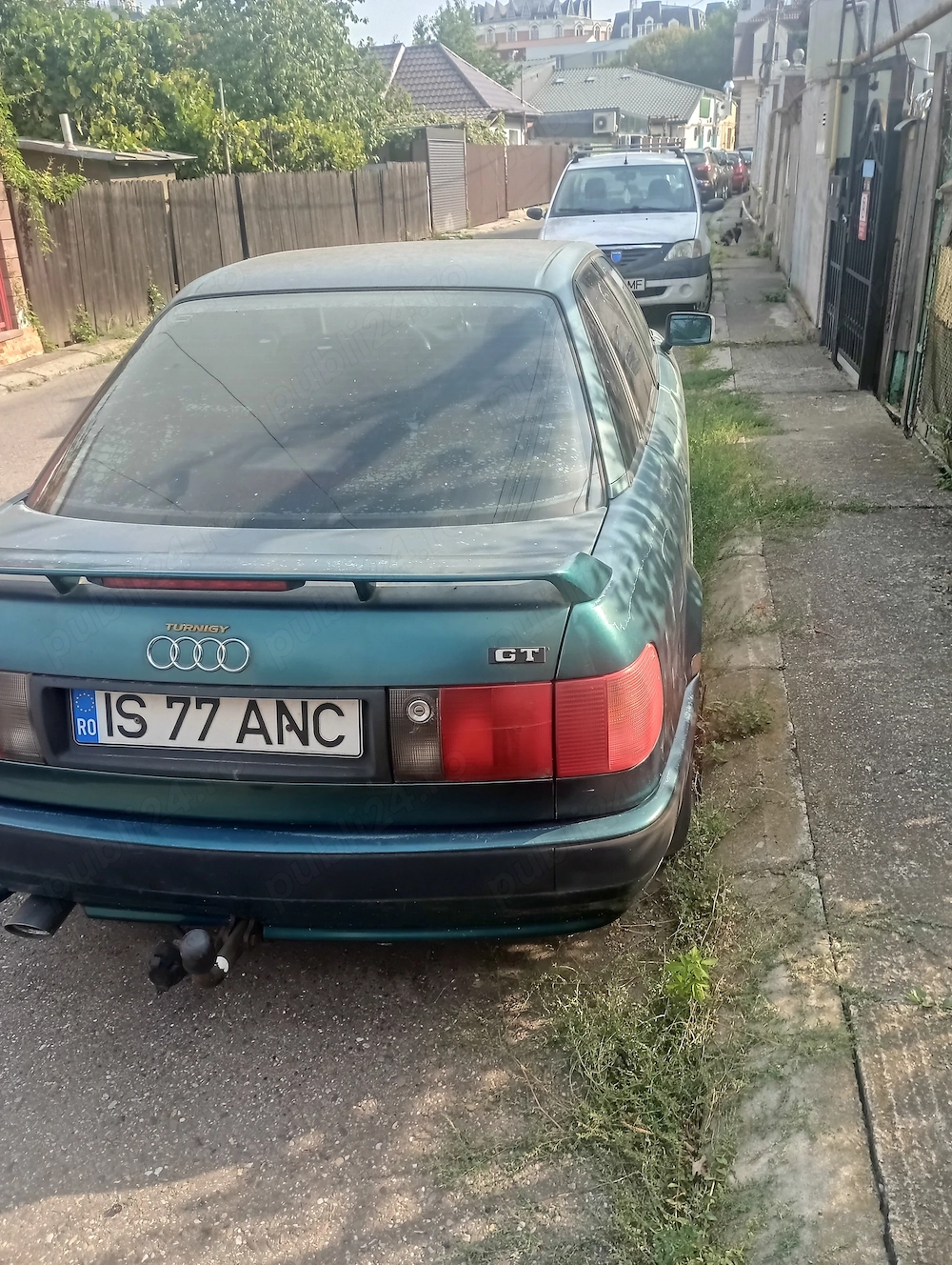 Vând Audi în stare de funcționare 