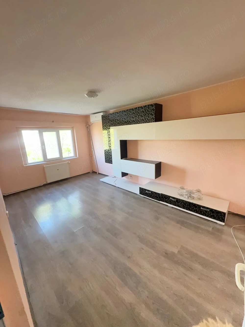 Apartament de vanzare cu 3 camere Galati micro 16 