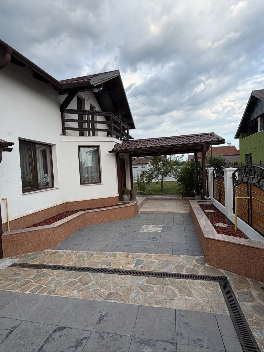 Casa de vanzare 