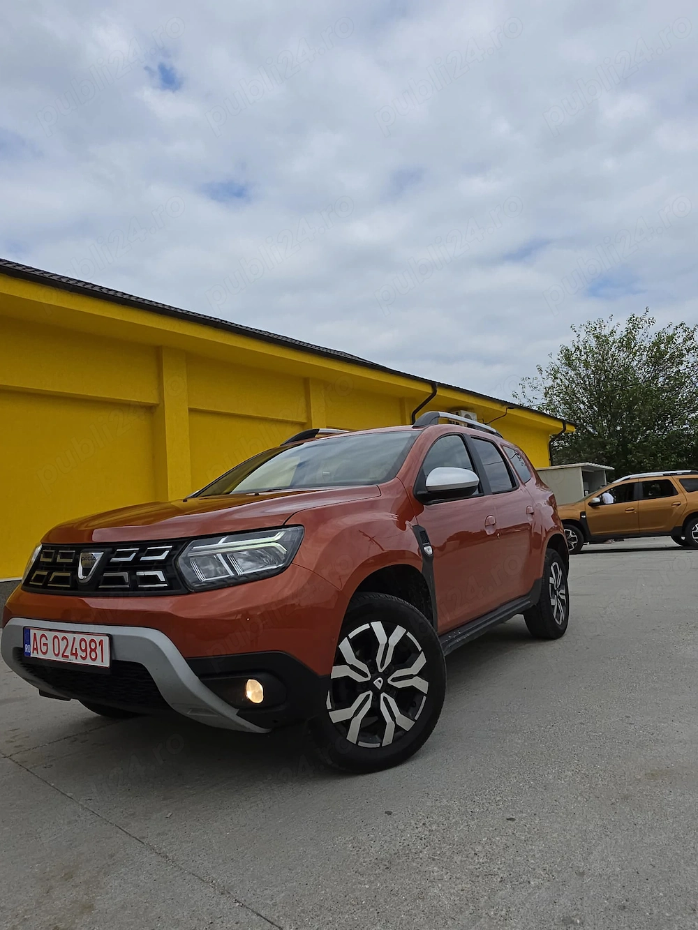 Vând Dacia Duster 2022