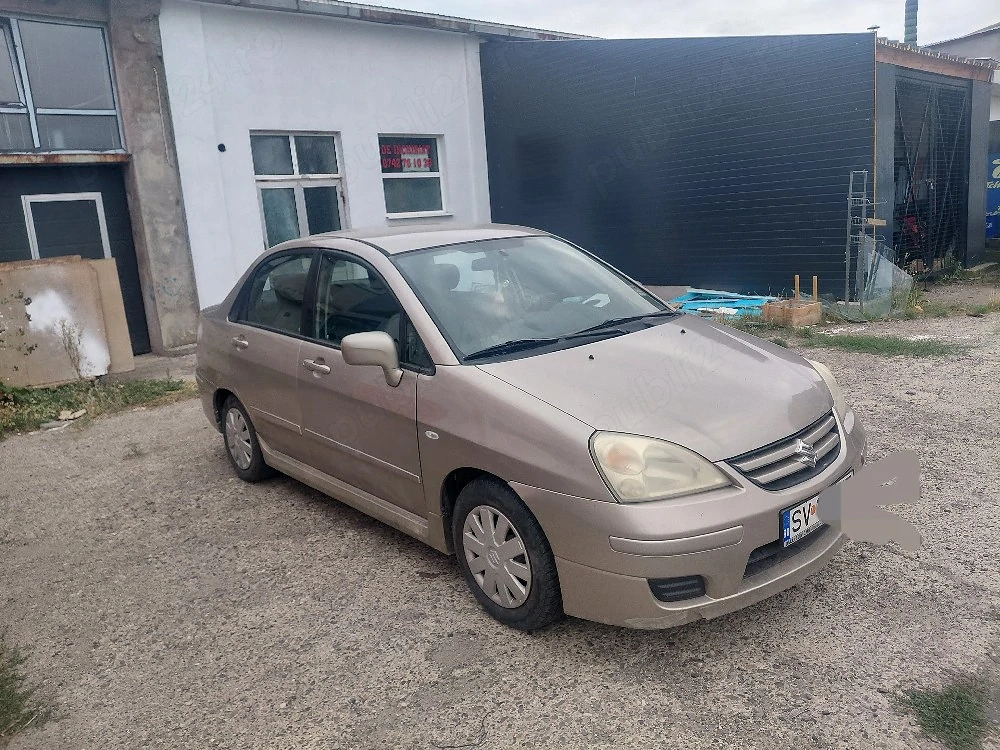Suzuki Liana