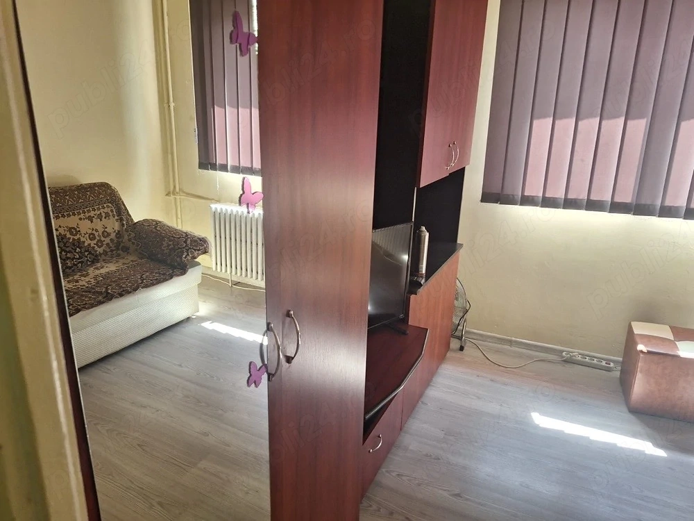 Proprietar! Vand garsoniera zona UMT