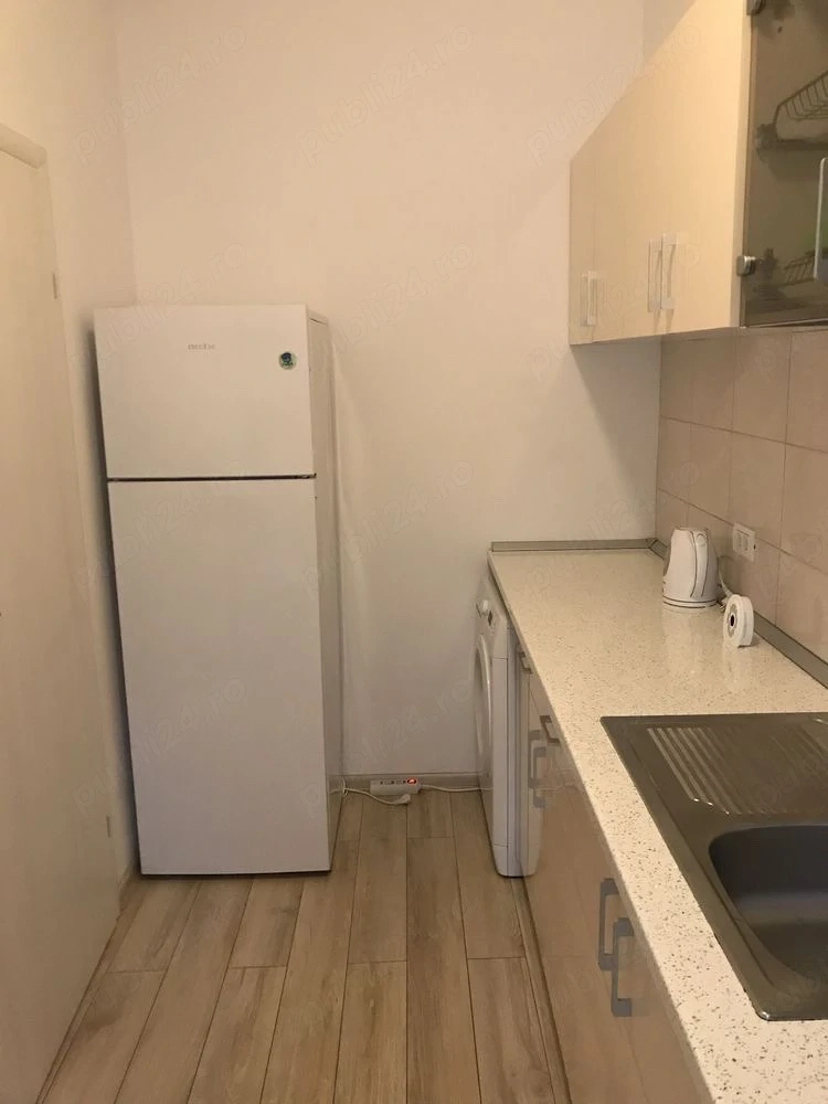 piata sudului etaj 2 vacaresti