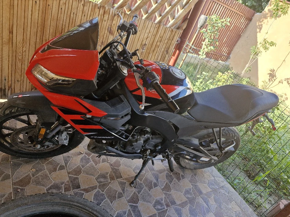 moto aprilia 125cc 