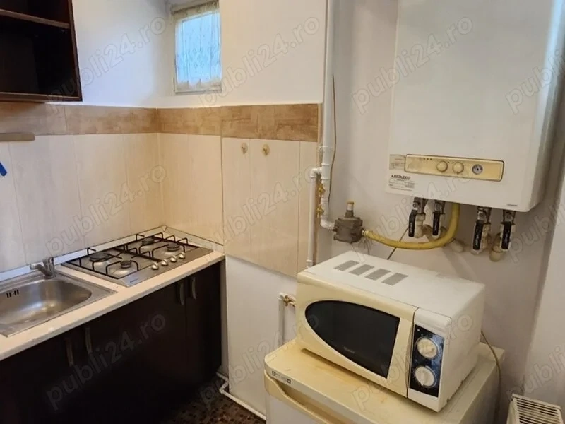 tineretului studio demisol septembrie