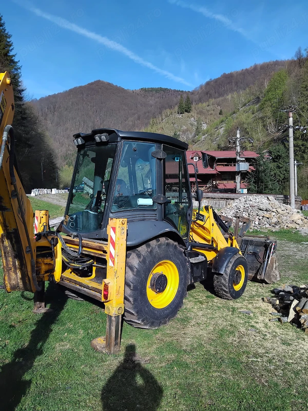 Vand buldoexcavator 