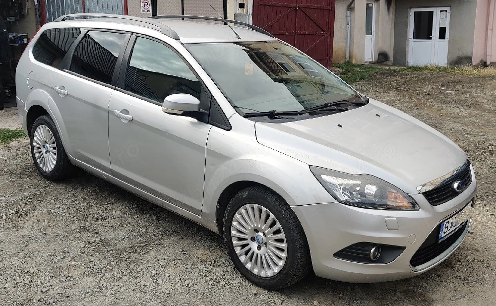Ford Focus 2009 1.8 TDCi 115 CP TITANIUM Senzor Lumină Ploaie Climatromic Comenzi radio pe volan ETC