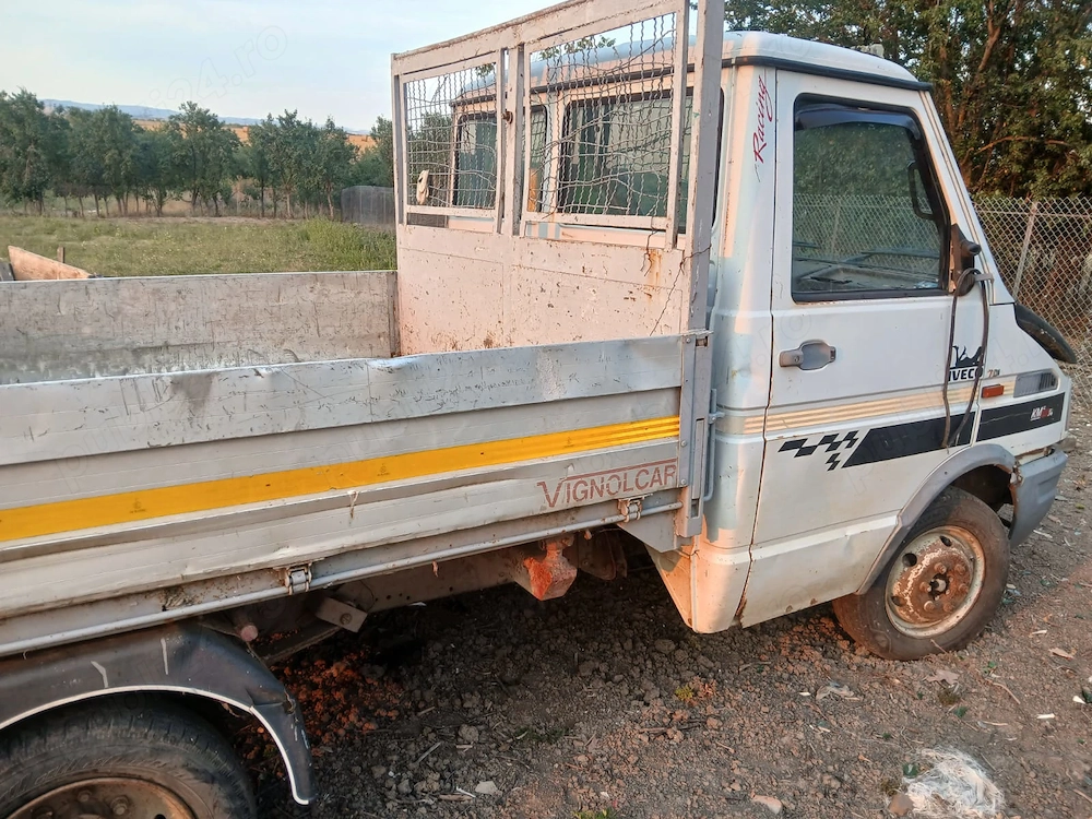 Vând Iveco basculabila 