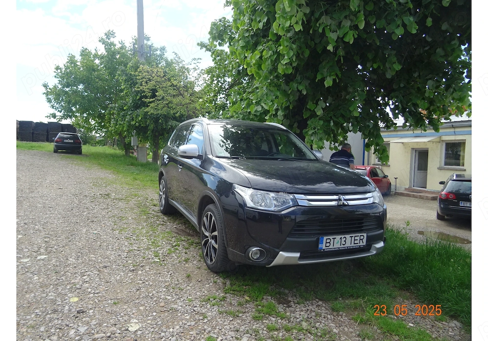 Mitsubishi Outlander 2014 automat   licitație publică