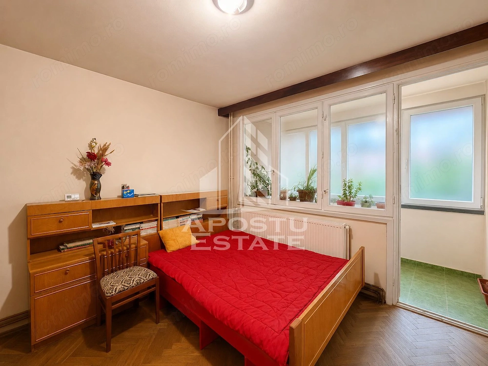 Apartament cu 2 camere de vanzare, zona Circumvalatiunii, Timisoara