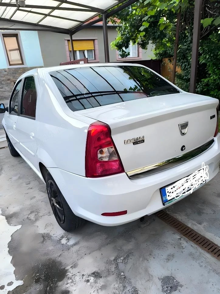 Dacia Logan SD 1,4 benzina , 26500 km , stare ca noua. 