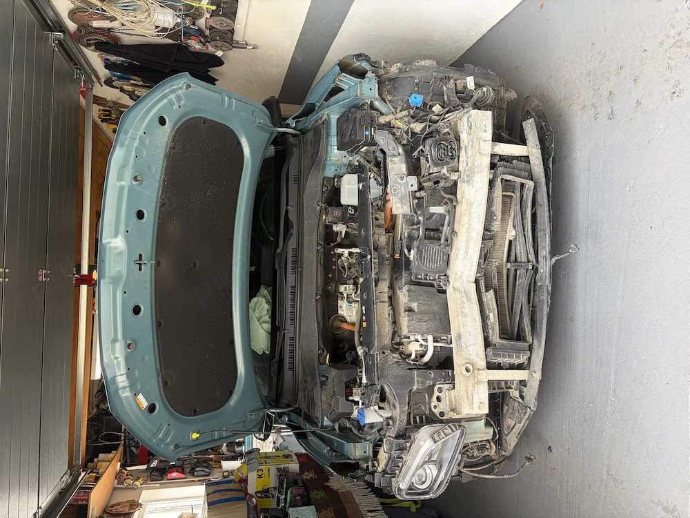 Hyundai Kona Electric 64kwh Highway+ AVARIAT!