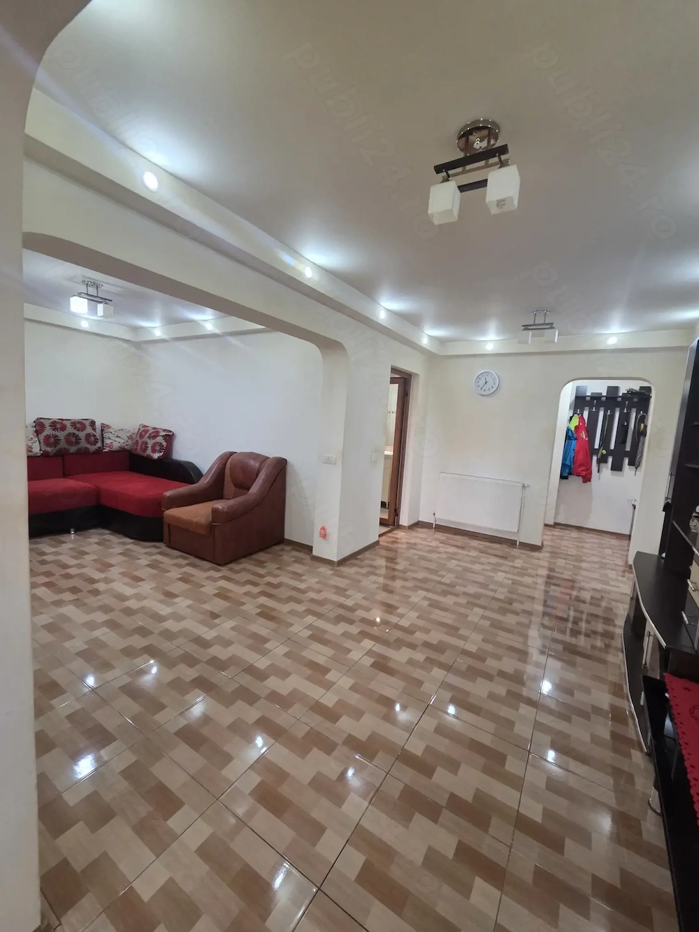 3 camere Obor Cu balcon si terasa Mobilat