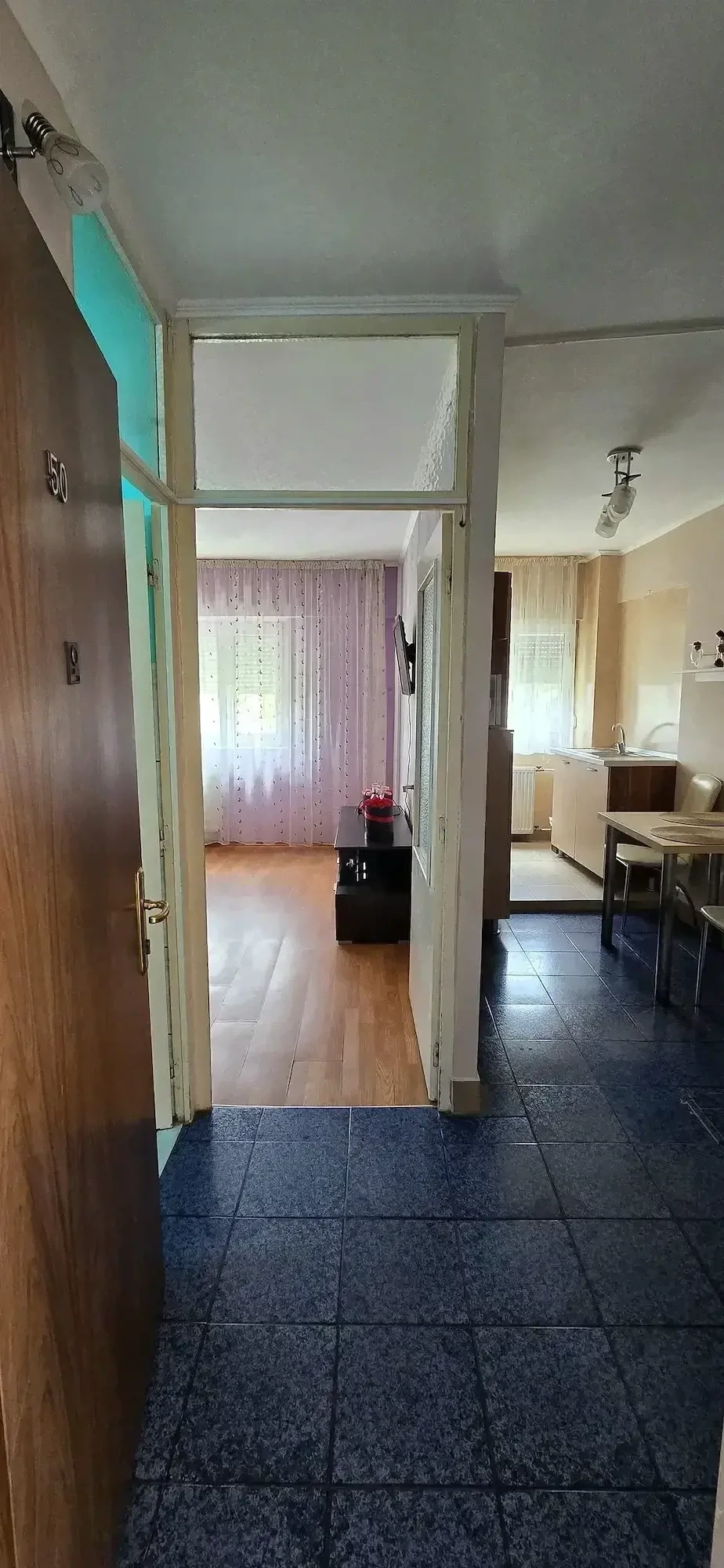 Garsonieră tip D | Rogerius, Oradea | Mobilată și utilată | Parcare | 50.900   negociabil