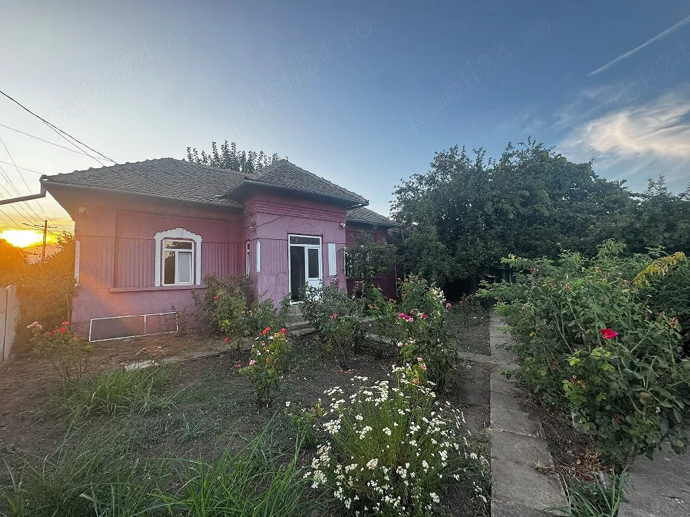 Casa de vanzare in Boureni