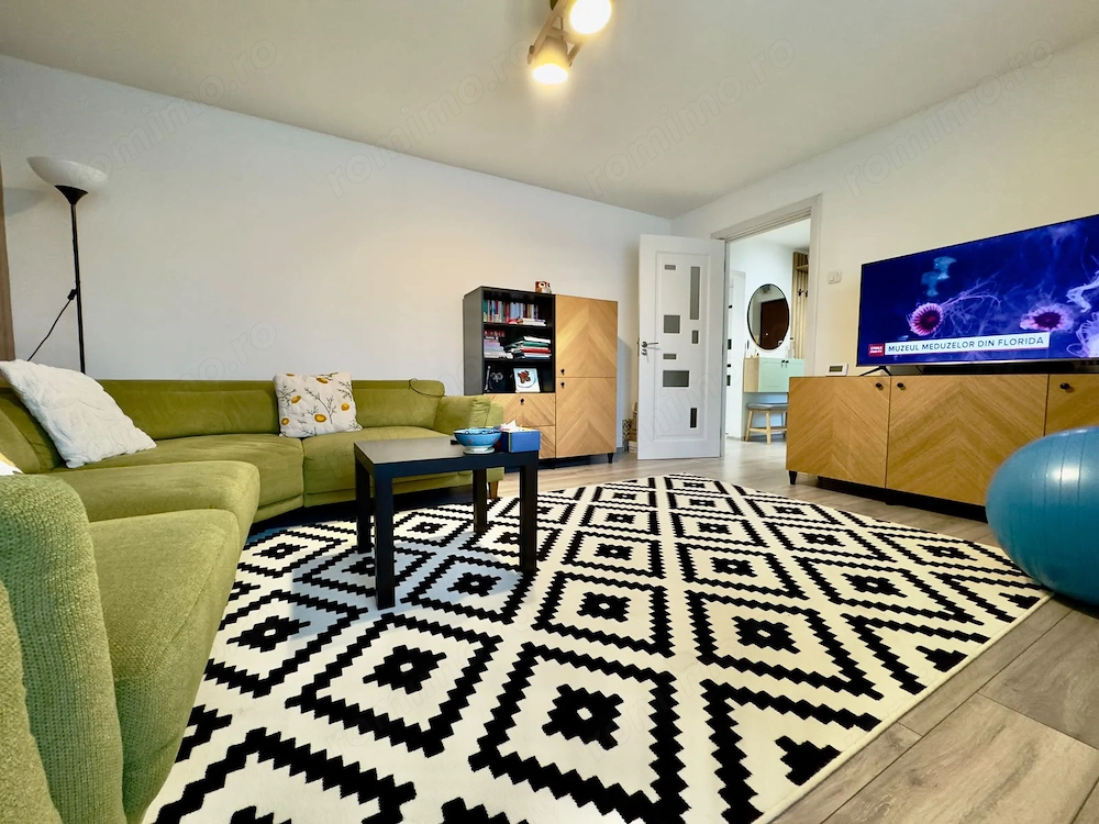 Finisaje Premium.Apartament la CHEIE.RENOVAT COMPLET.Garaj+boxa!