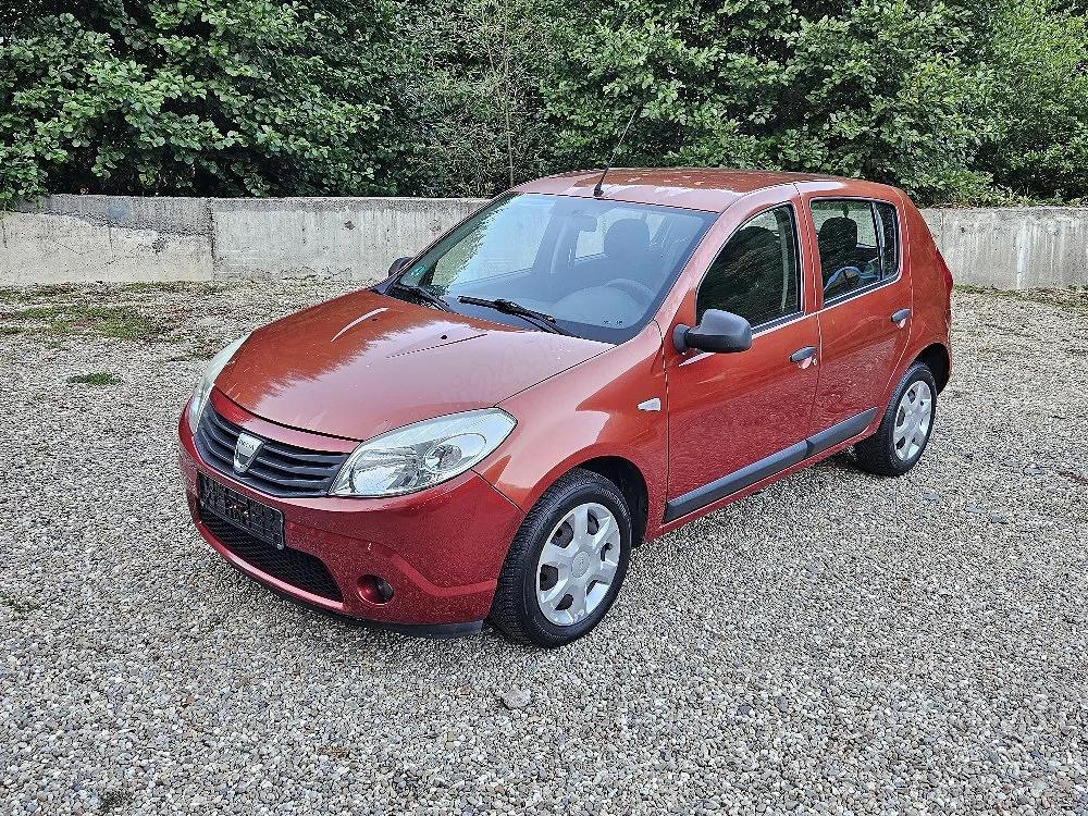 Dacia Sandero 1.4mpi clima,servo