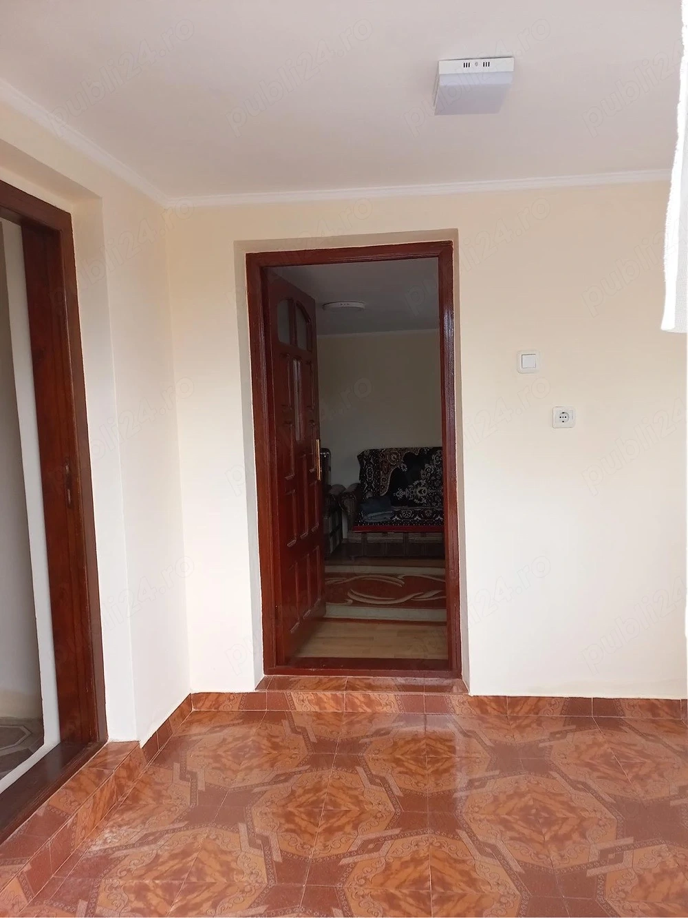 Casa de vanzare