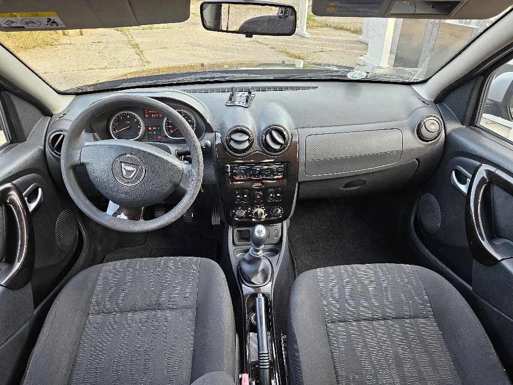Dacia Duster 2011