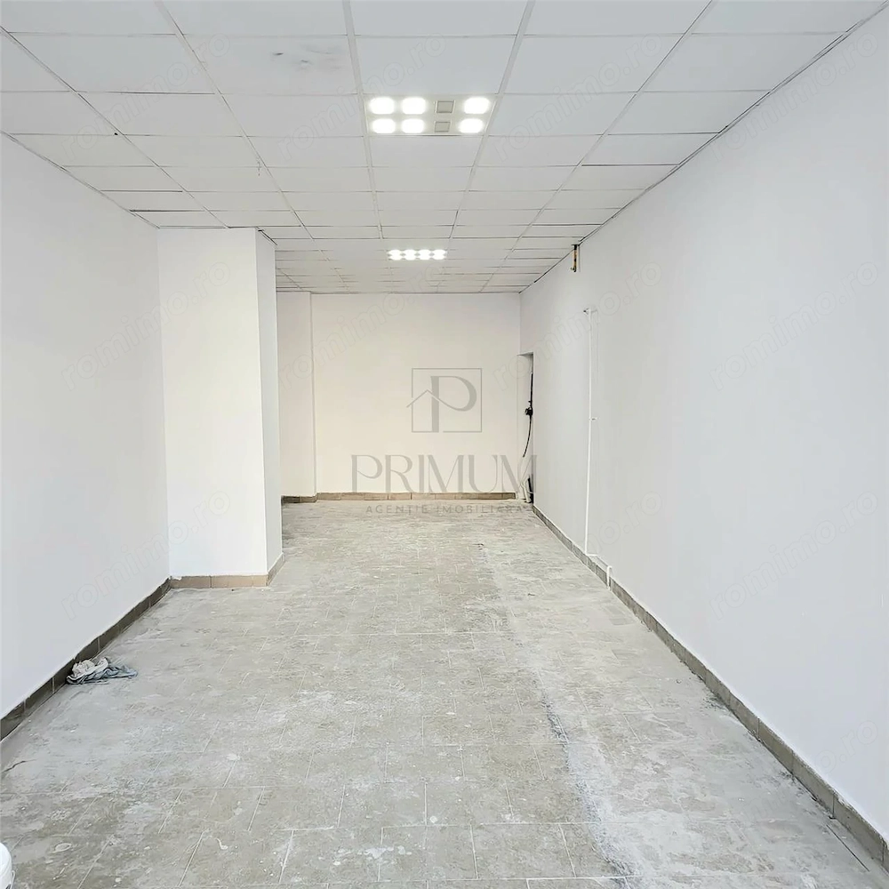 Spatiu comercial cu vitrina si trafic pietonal - Semicentral