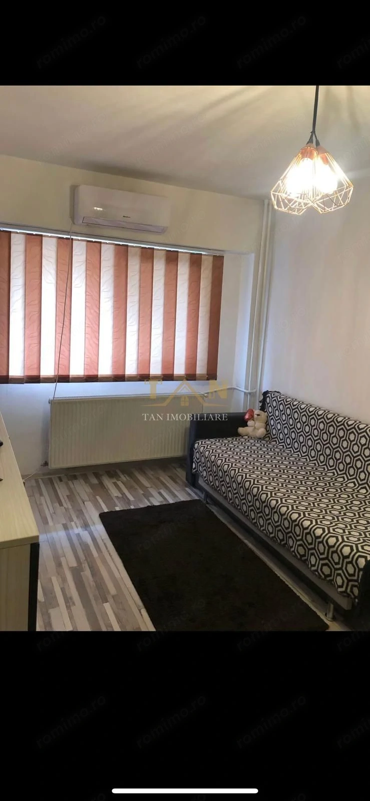 Garsoniera UMT de inchiriat 250€