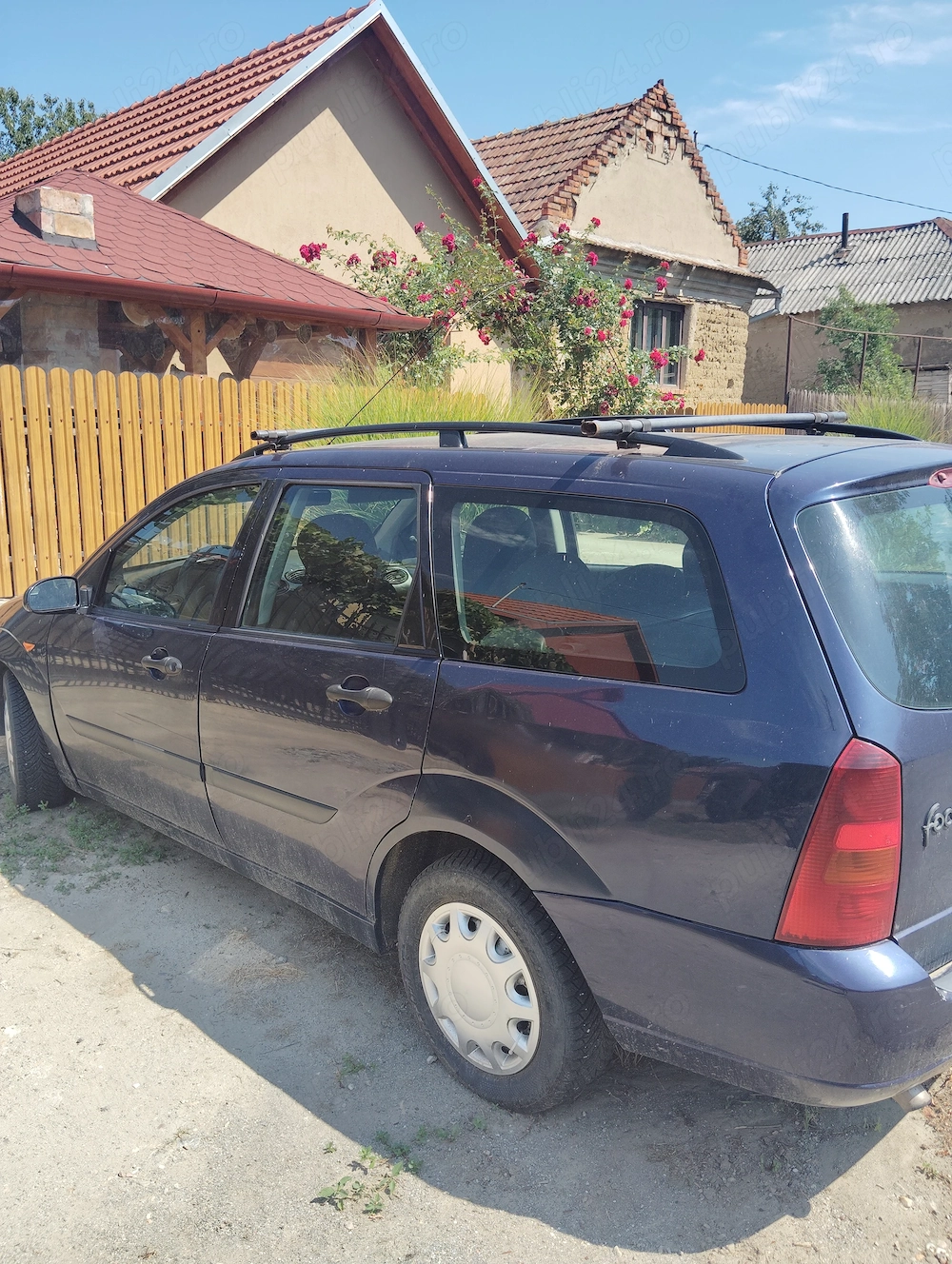 Vänd Ford focus pentru dezmebrare 