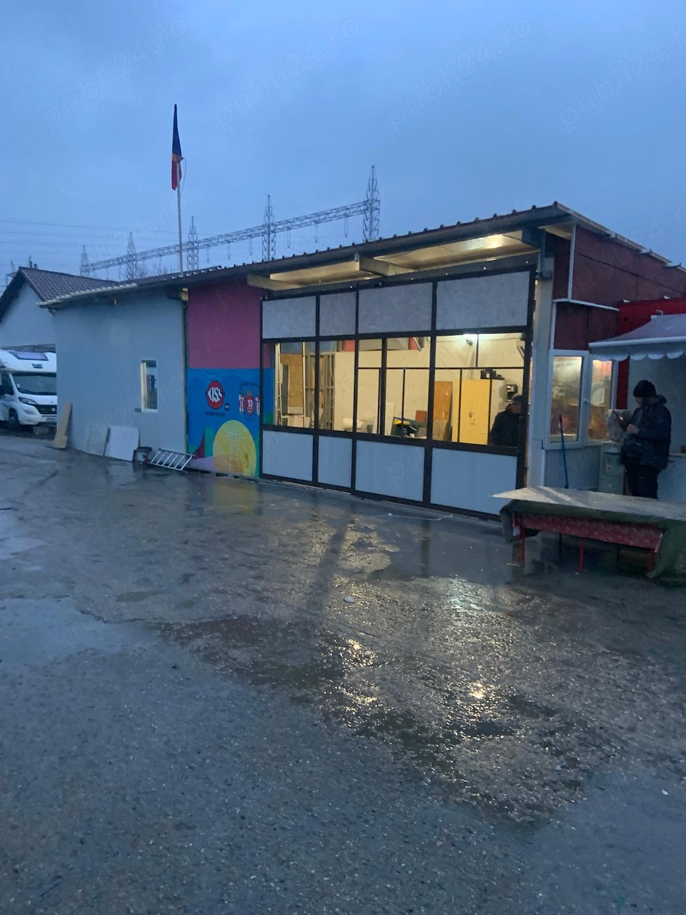 Închiriez spațiu comercial 80 mp, Splaiul Unirii(langa Midocar Vitan)