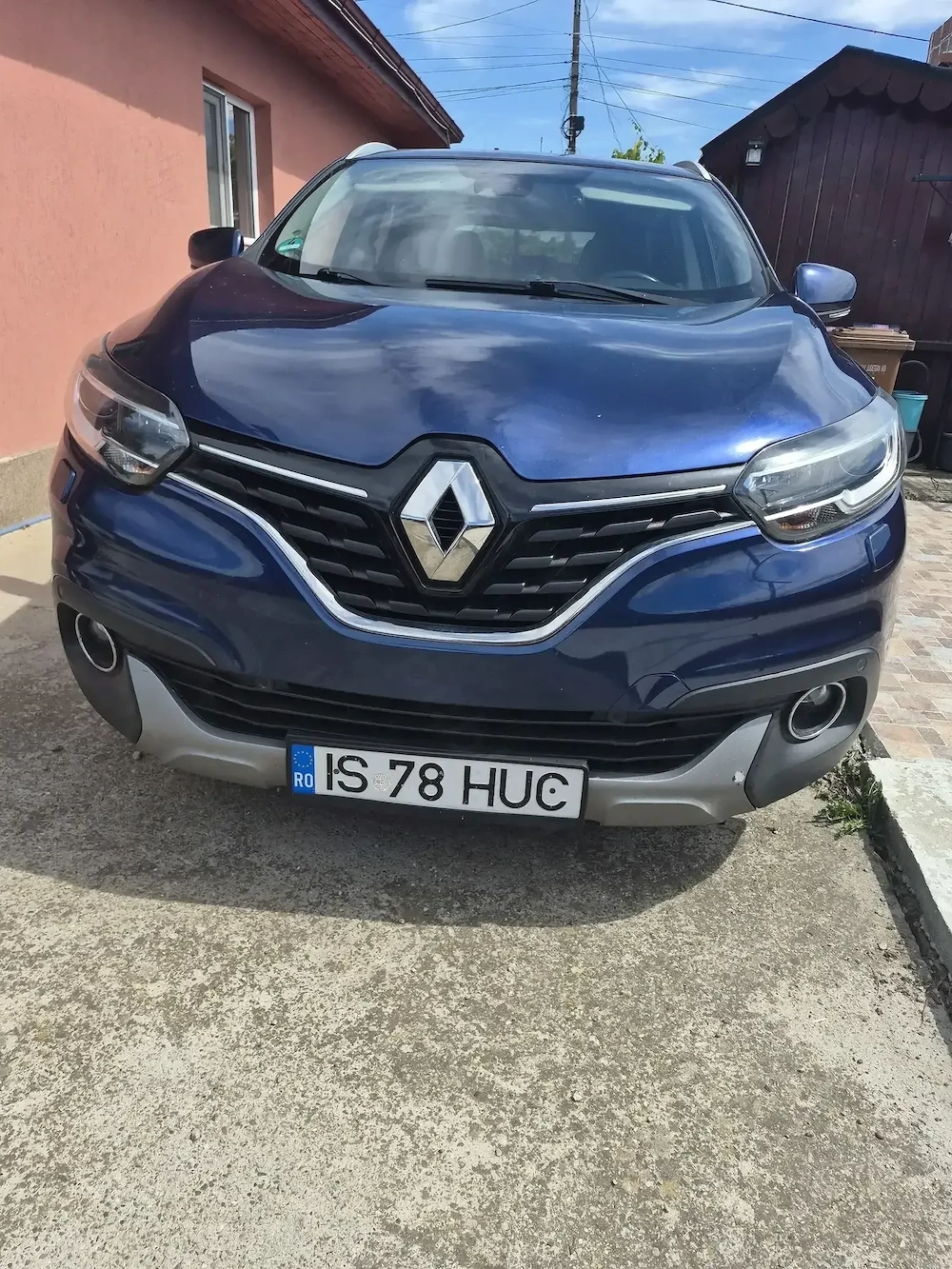 Vănd Kadjar 4x4 2017 E6, diesel  131 cp.,proprietar, acte la zi  itp 2028 pret 10100 E , 