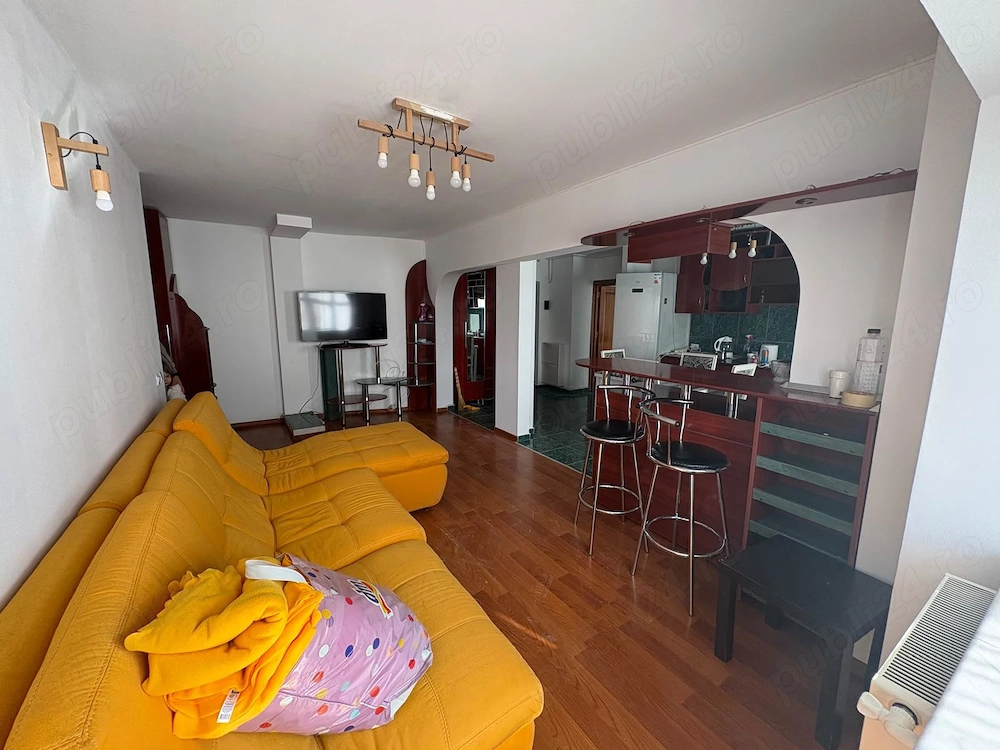 Apartament 3 camere Păcurari, centrală, AC, loc de parcare 