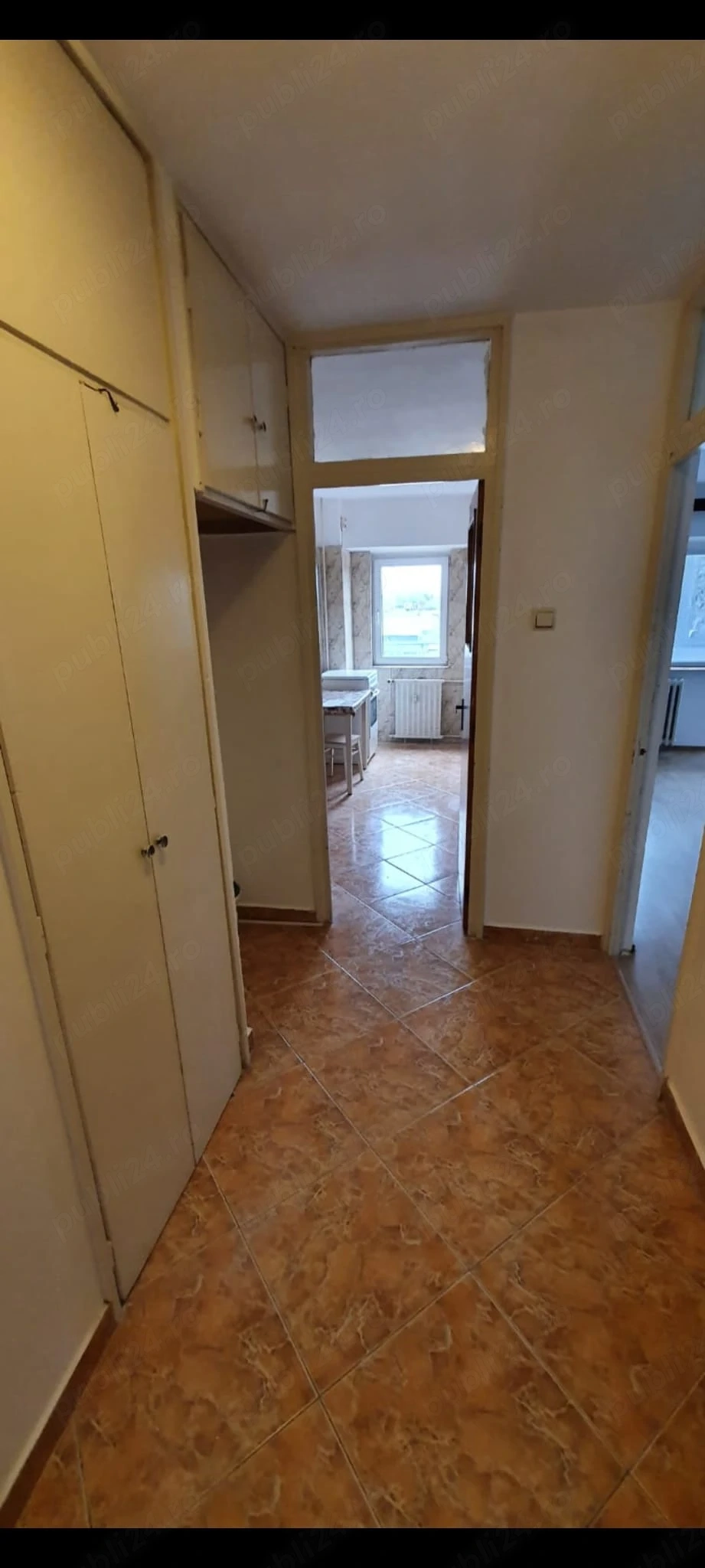 Garsoniera de inchiriat