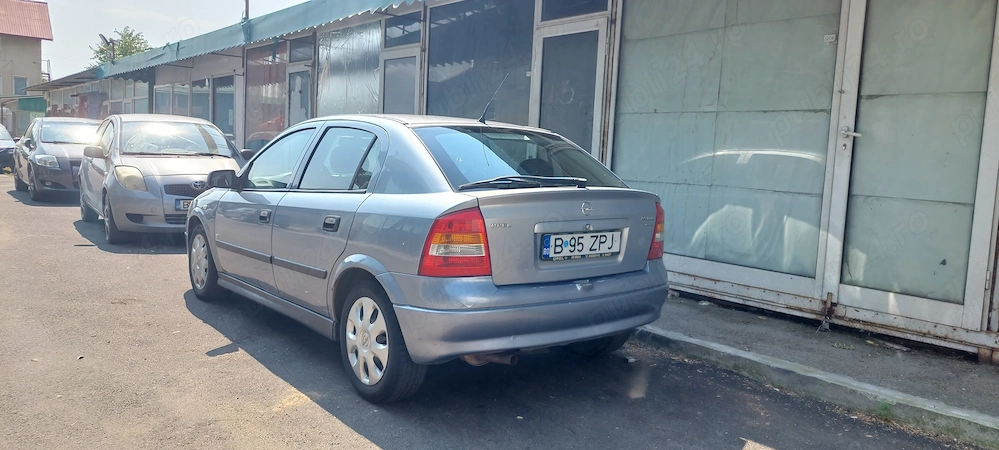 Vinzare  Opel Astra Clasic 2009