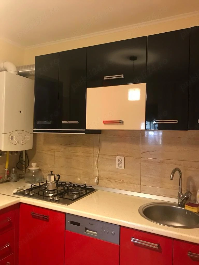 Vând apartament 2 camere decomandat 