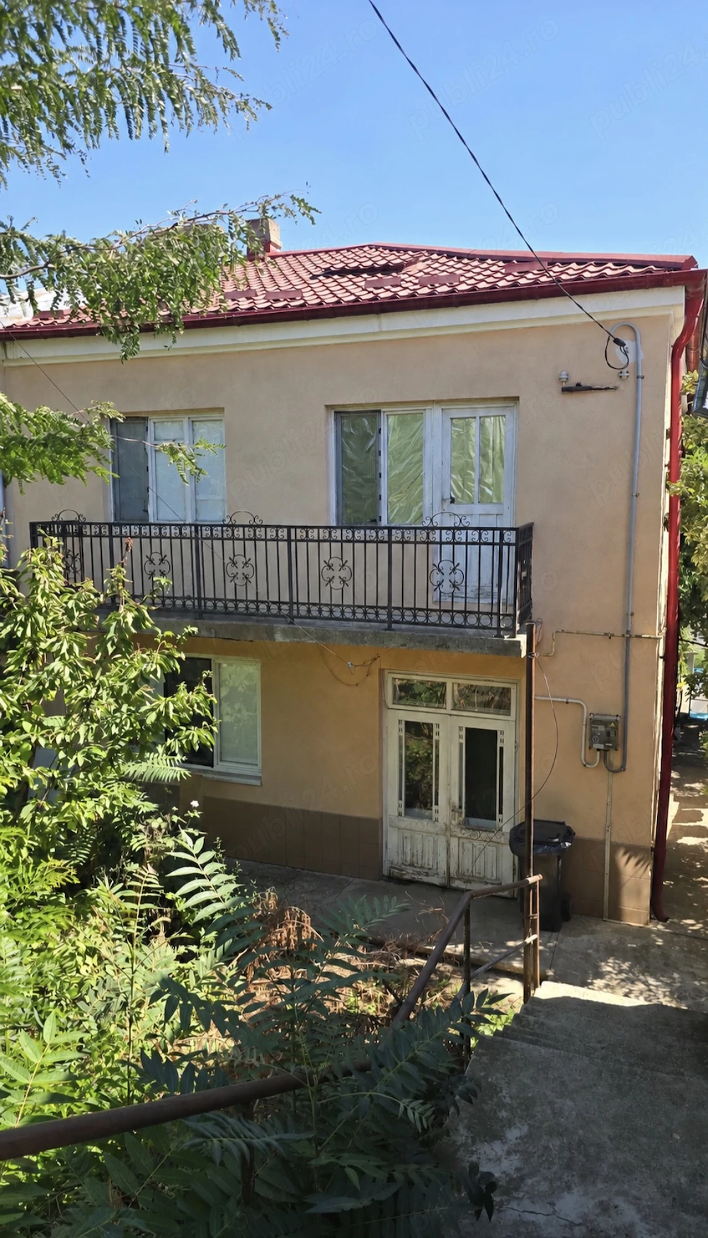 Vilă P+1E (5-6 Camere), Mobilată & Utilată | Teren 330 mp | Bârlad (Țuguiata)