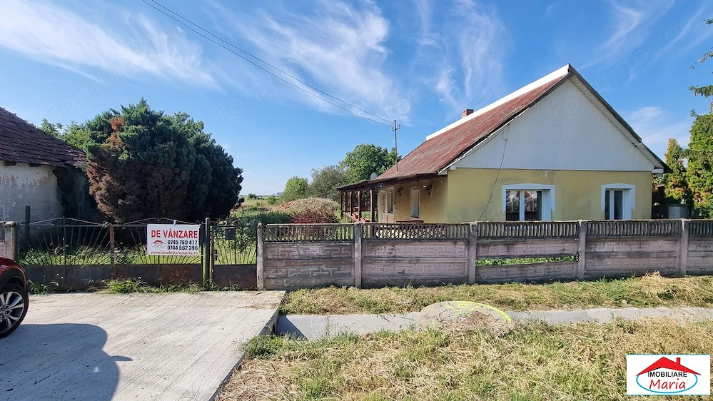 Casa cu teren 37 arii Apateu 45000 Euro