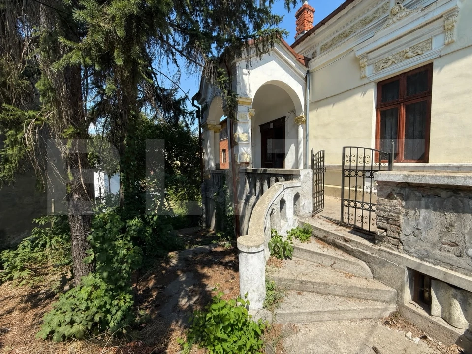Casa parter, 117 mp utili, 353 mp teren, zona Centrala