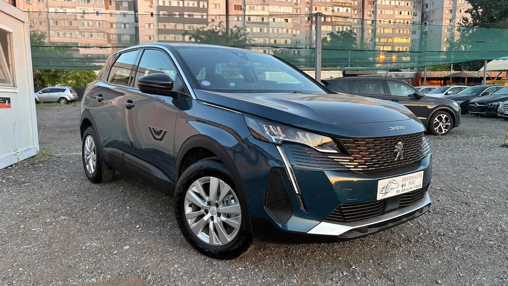 Peugeot 3008  Puretech  Facelift Rate Garantie Parc Auto
