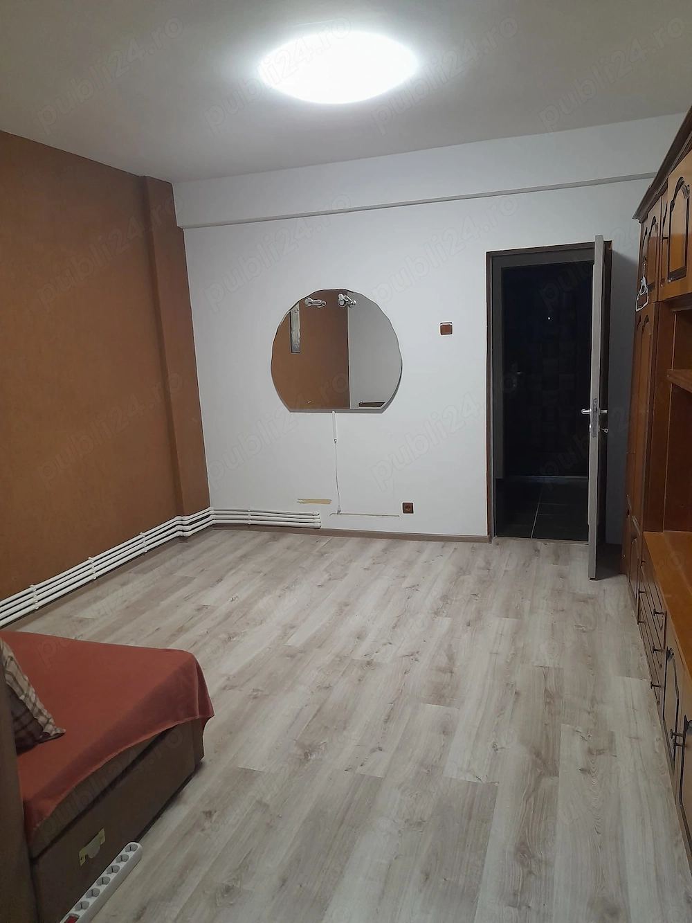 Inchiriez garsonieră confort 1