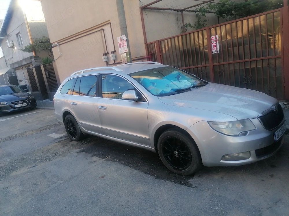 Skoda Superb 2.0 disel an 2013 cutie DSG