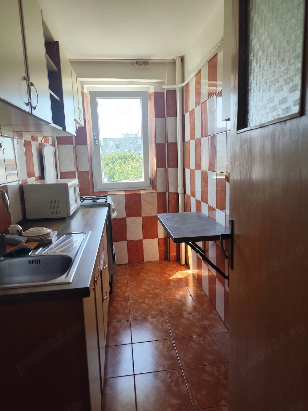 Spre inchiriere apartament 2 camere