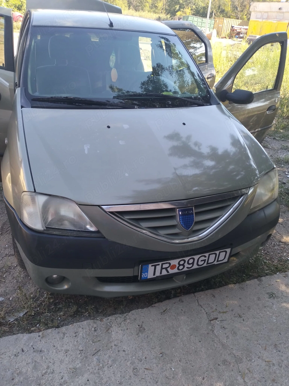 Vând Logan 1.5 E4