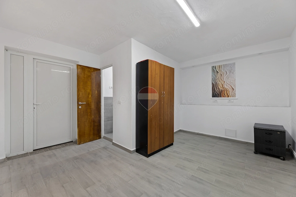 Apartament la casă de inchiriat cu 4 camere și 4 băi Zona Făt-Frumos