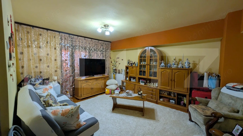 Apartament 3 camere, 75 mp, zona  Poarta Bucureștilor